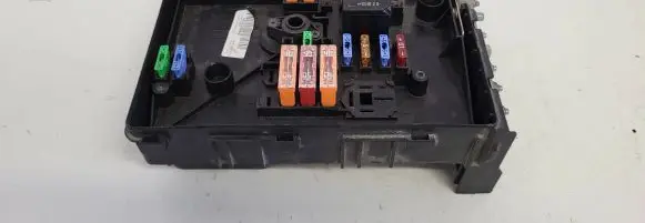 Volkswagen PASSAT B6 Fuse box set 1K0937125 0522285645E 20050528