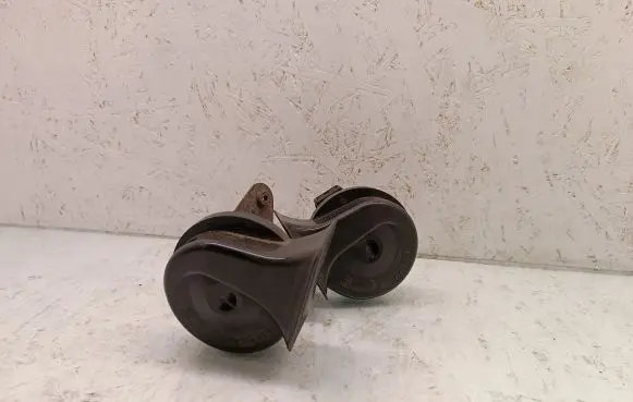 Volkswagen PASSAT B5 Horn signal 0092018