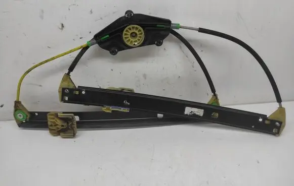Audi A4 Allroad B8 Front door electric window regulator 8t0837462a