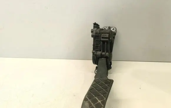 Volkswagen Transporter - Caravelle T5 Accelerator throttle pedal 7H1721503 6PV00849503