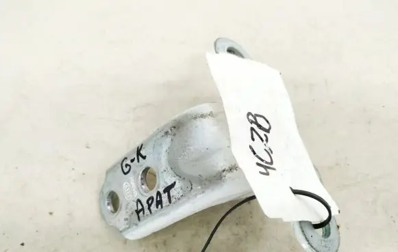 KIA Picanto Rear door lower hinge A046057