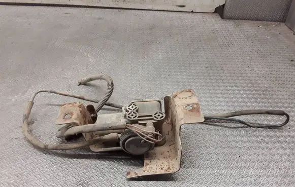 Suzuki Grand Vitara I Front gearbox reducer motor 