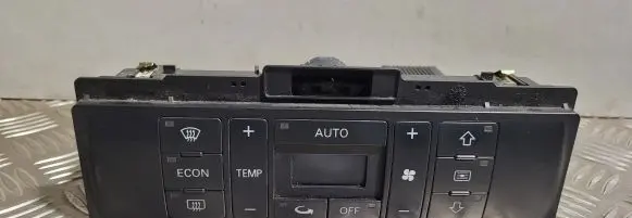 Audi A4 S4 B6 8E 8H Climate control unit 8D0820043M 5HB00790805 D570002