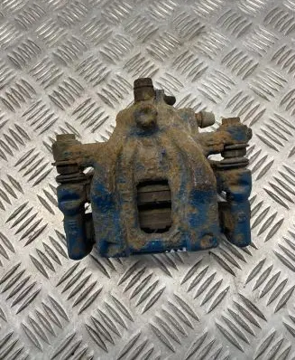 Honda CR-V Rear brake caliper