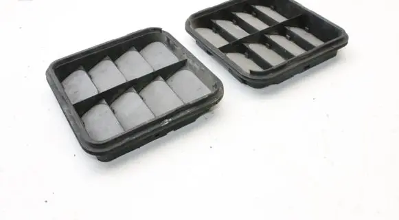 Audi Q7 4M Quarter panel pressure vent 4M0819181
