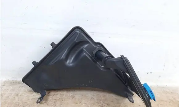 Porsche Macan (95B) Windshield washer fluid reservoir/tank 95B955451