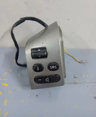 Nissan Note (E11) Steering wheel buttons/switches