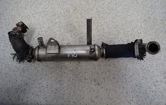Suzuki SX4 EGR valve cooler 0445010156