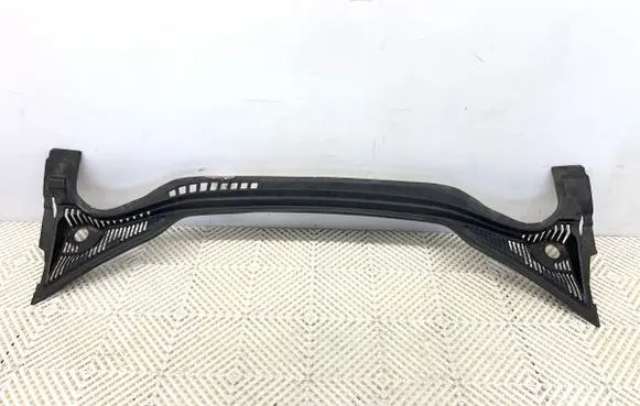 Citroen C5 Wiper trim 9681057880