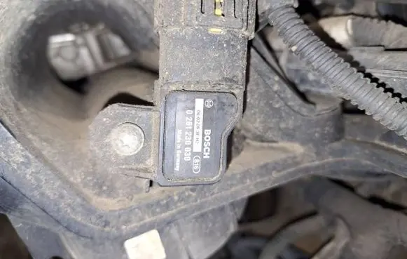 Fiat Grande Punto Air pressure sensor 0261230030