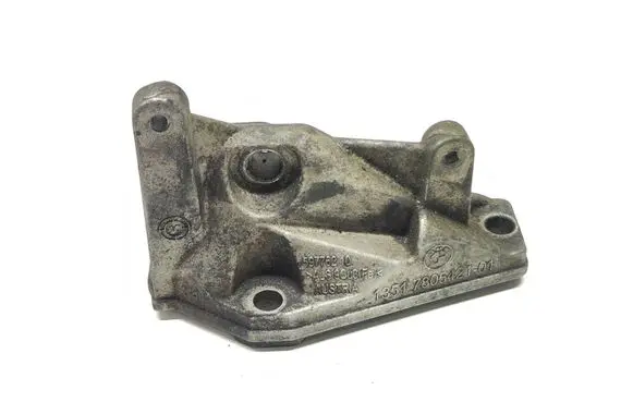 BMW 5 GT F07 Fuel pump bracket 7805421 13517805421