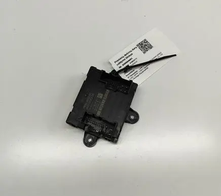 Land Rover Discovery Sport Door control unit/module HK8314D618BB 10145177