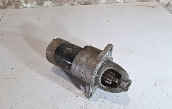 Subaru Forester SF Starter motor 23300AA390