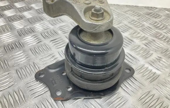 Audi A1 Engine mounting bracket 6Q0199185T 6R0199262AT 6R0199167Q