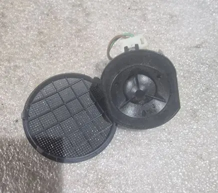Renault Megane II Front door high frequency speaker 8200041791 F143434G033
