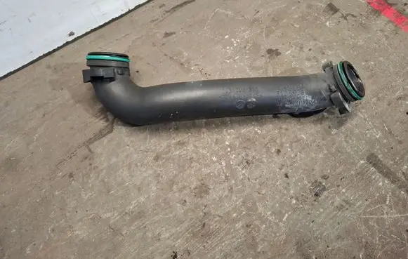 Intercooler hose/pipe