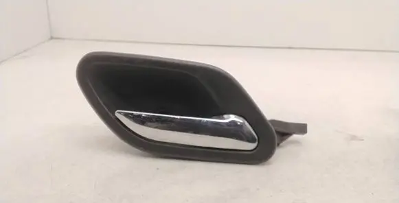 BMW 5 E39 Front door interior handle 8226050
