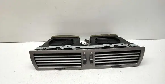BMW 7 E65 E66 Dash center air vent grill 8223599 6911203 6911204