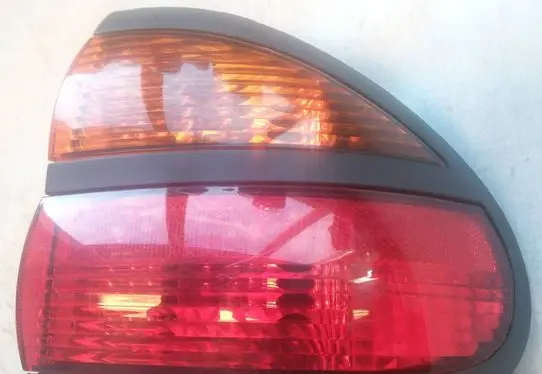 Renault Laguna I Rear/tail lights 67742941