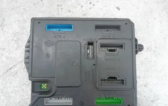 Renault Megane III Comfort/convenience module 284B12041R