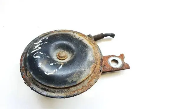 Volkswagen Golf VI Horn signal