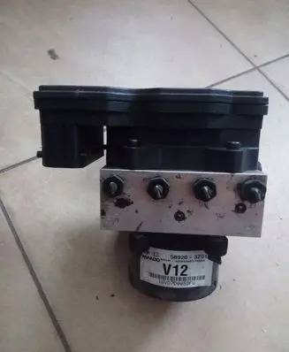 Hyundai i40 ABS Pump 589203Z910 NE60035