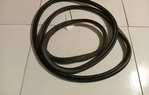 Citroen C4 I Picasso Rubber seal rear door 