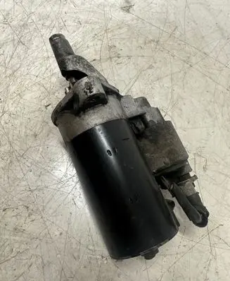 Audi A6 S6 C5 4B Starter motor 0001109021