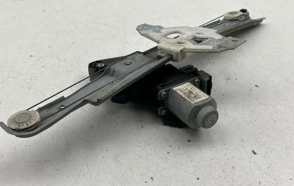 Citroen DS5 Rear door window regulator with motor 430092D0