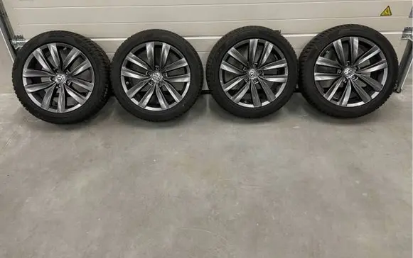 Volkswagen Arteon R18 alloy rim 3G8601025F