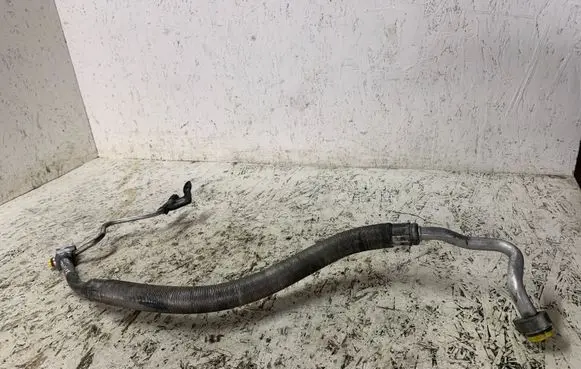 BMW X3 E83 Air conditioning (A/C) pipe/hose