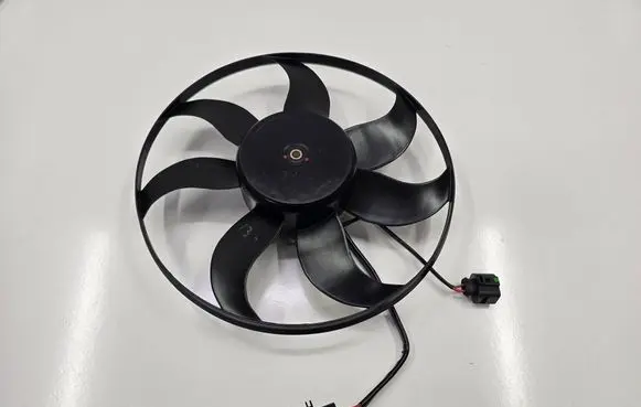 Volkswagen Beetle A5 Electric radiator cooling fan 1KM959455G