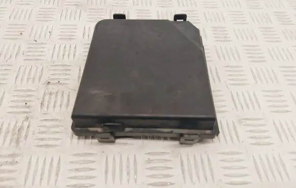 Renault Kadjar Fuse box cover 