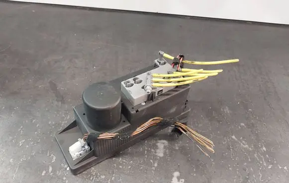 Mercedes-Benz E W210 Door central lock control unit/module 2108001448 0132006360