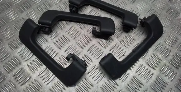 Porsche Macan (95B) A set of handles for the ceiling 