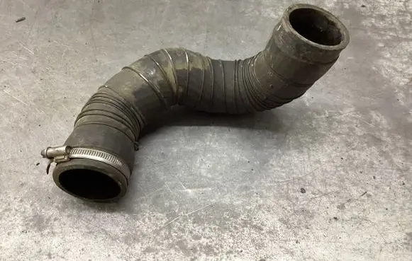 Mercedes-Benz SLK R170 Engine coolant pipe/hose