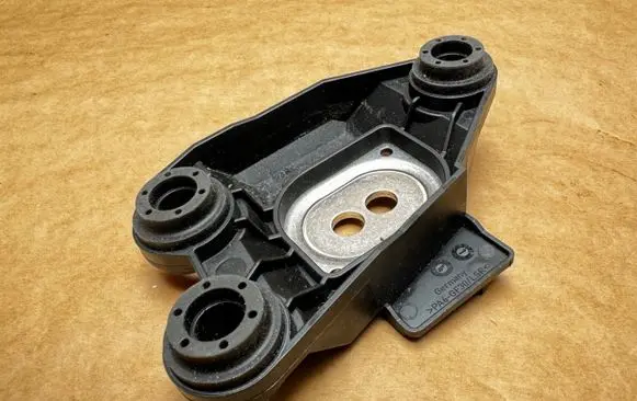 Audi A4 S4 B9 8W ABS pump bracket 4K0614235C