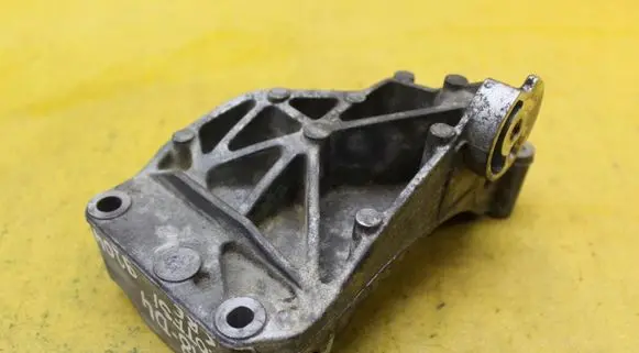 Generator/alternator bracket