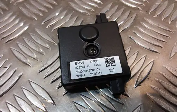 BMW X6 F16 Aerial antenna amplifier 92870811 934330401