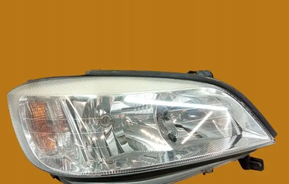 Opel Zafira A Headlight/headlamp 90582022