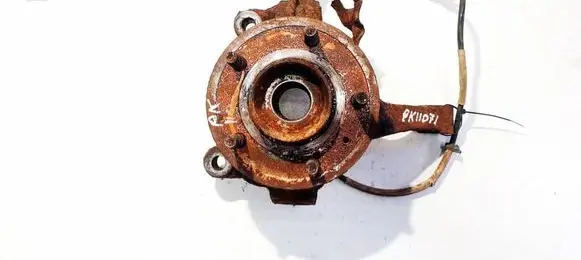 Chevrolet Captiva Front wheel hub 