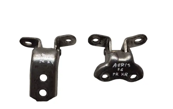 Toyota Auris 150 Front door hinge set 6872002060 6874002050