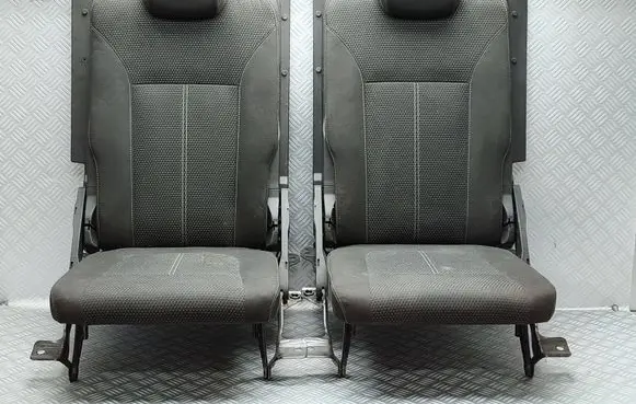 Opel Zafira C Third row seats