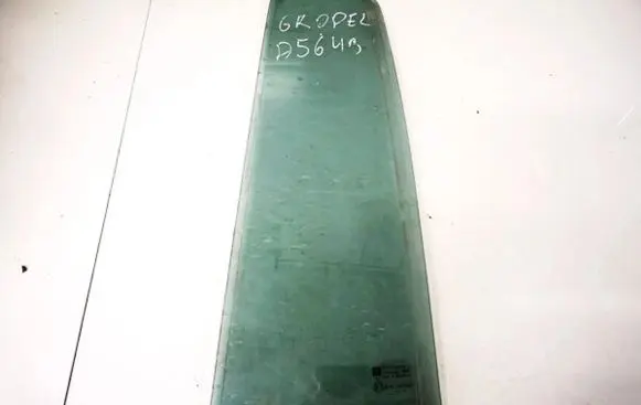 Opel Zafira A Rear vent window glass 