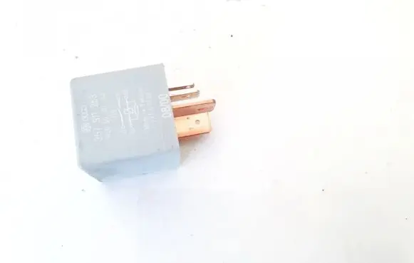 Volkswagen Golf IV Other relay 357911253