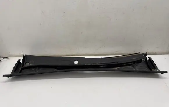 Lexus ES VII XZ10 Wiper trim 5570833330