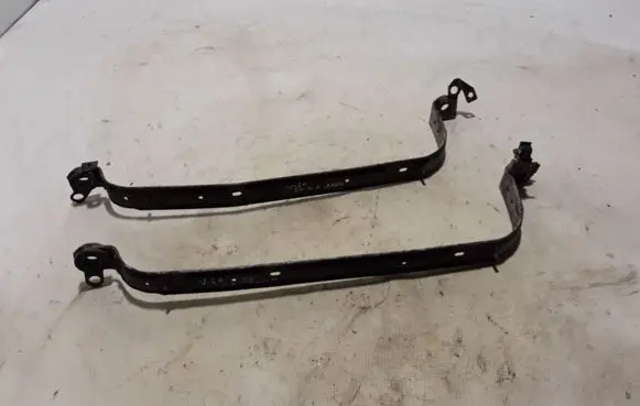 Volvo V60 Fuel tank mounting bracket 31452890