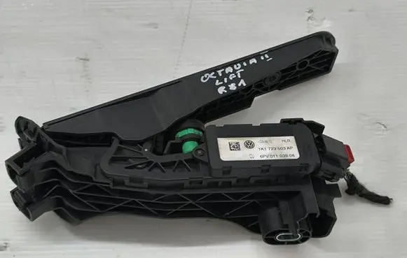 Skoda Octavia Mk2 (1Z) Accelerator throttle pedal 1K1723503AP