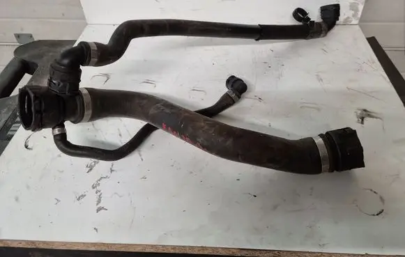 BMW 5 E60 E61 Engine coolant pipe/hose 7525641