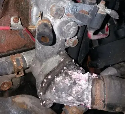 Ford Focus Engine coolant pipe/hose